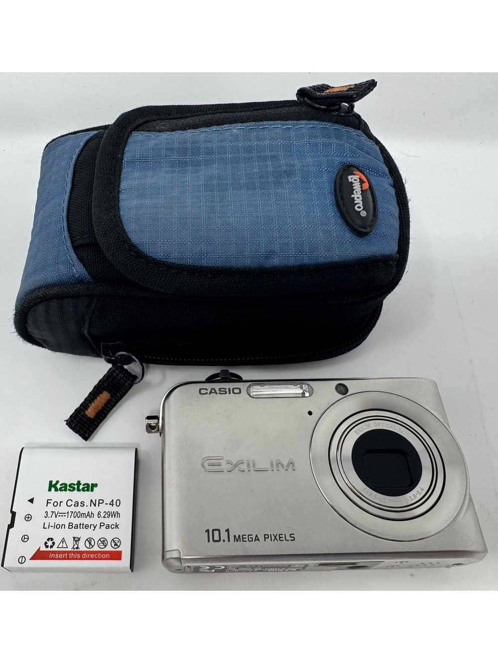 Casio Exilim EX-Z1000 10.1MP Digital Camera  with Lowepro Case & New Battery